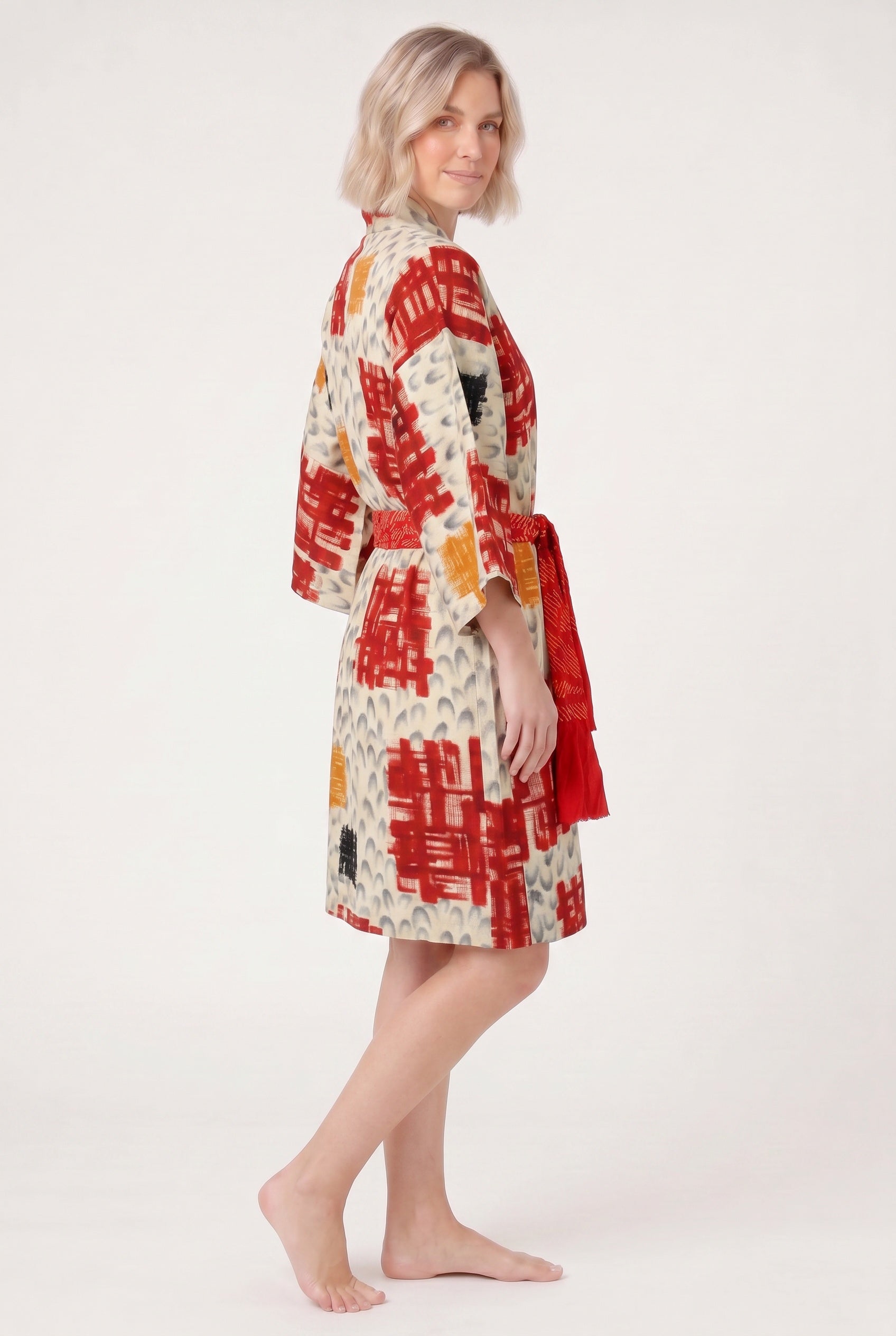 Meisen silk jacket with red, mustard and cream colors – Kiku