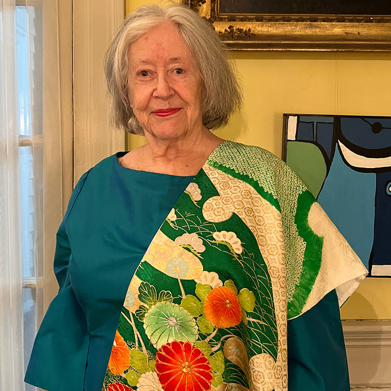 Refashioned sustainable silk kimono. Timeless eco-friendly fashion for the planet. Silk, Upcycled, Vintage, Green fashion, Sustainable, Timeless design, one of a kind, Japanese Kimono, Versatile, No Gender