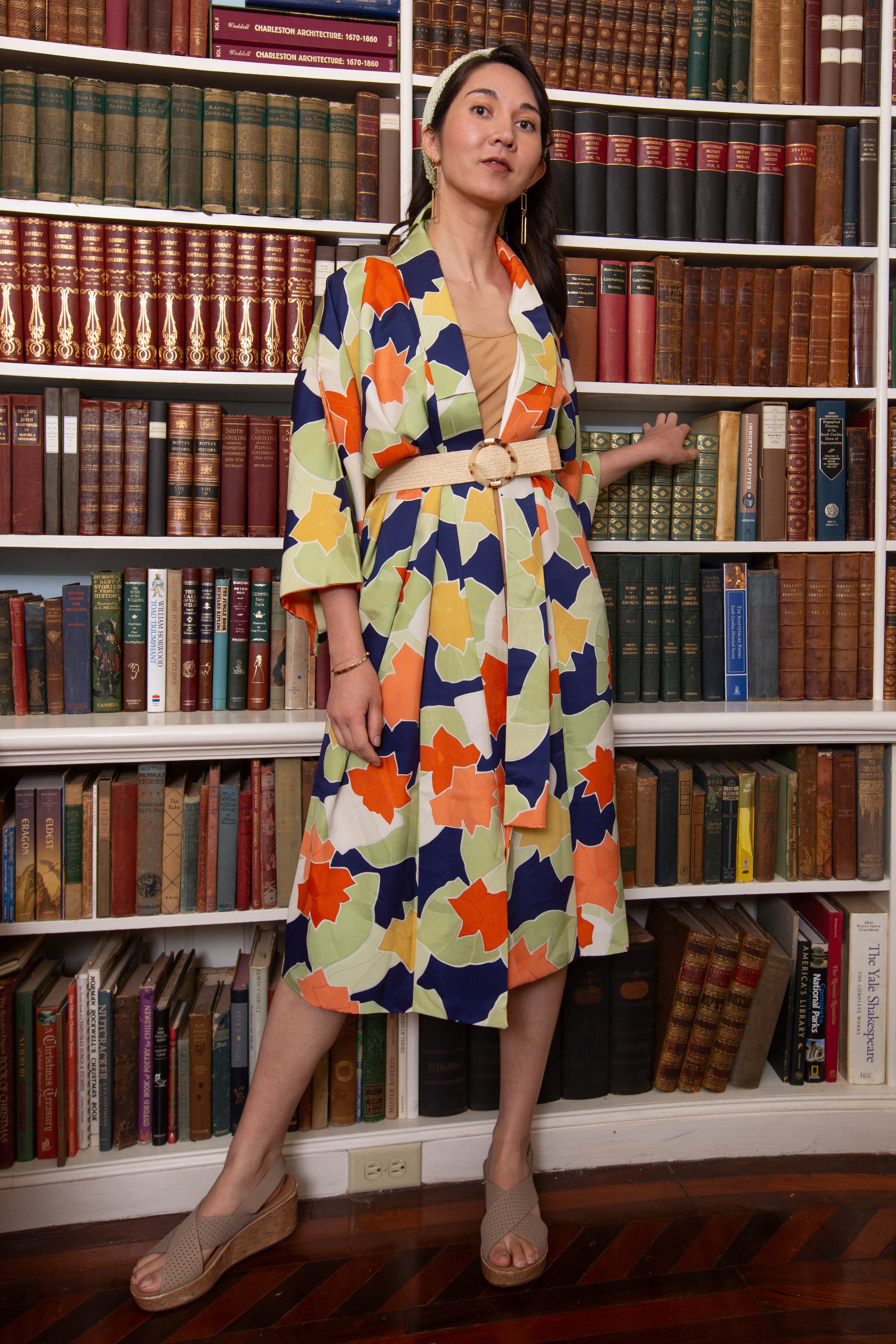 Multicolored kimono with maple leaf design - Kiku 