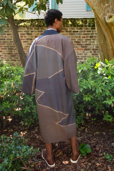 Brown and gray Kimono robe with abstract design - Kiku 