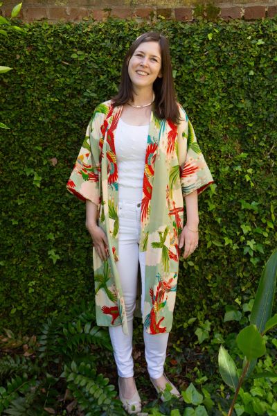 Green and red silk kimono with red and green phoenix birds - Kiku 