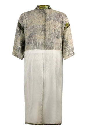 interior of vintage kimono showing excellent condition