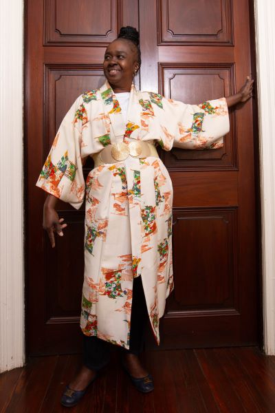 Cream silk kimono with traditional banners - Kiku 