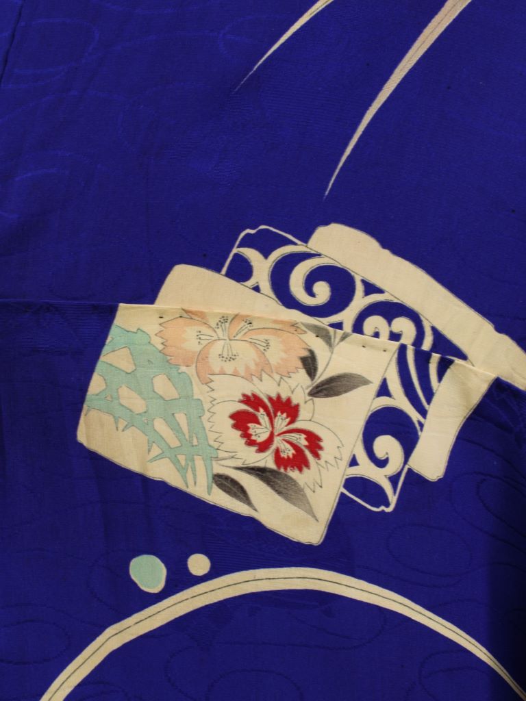 Blue kimono duster with hand painted traditional design